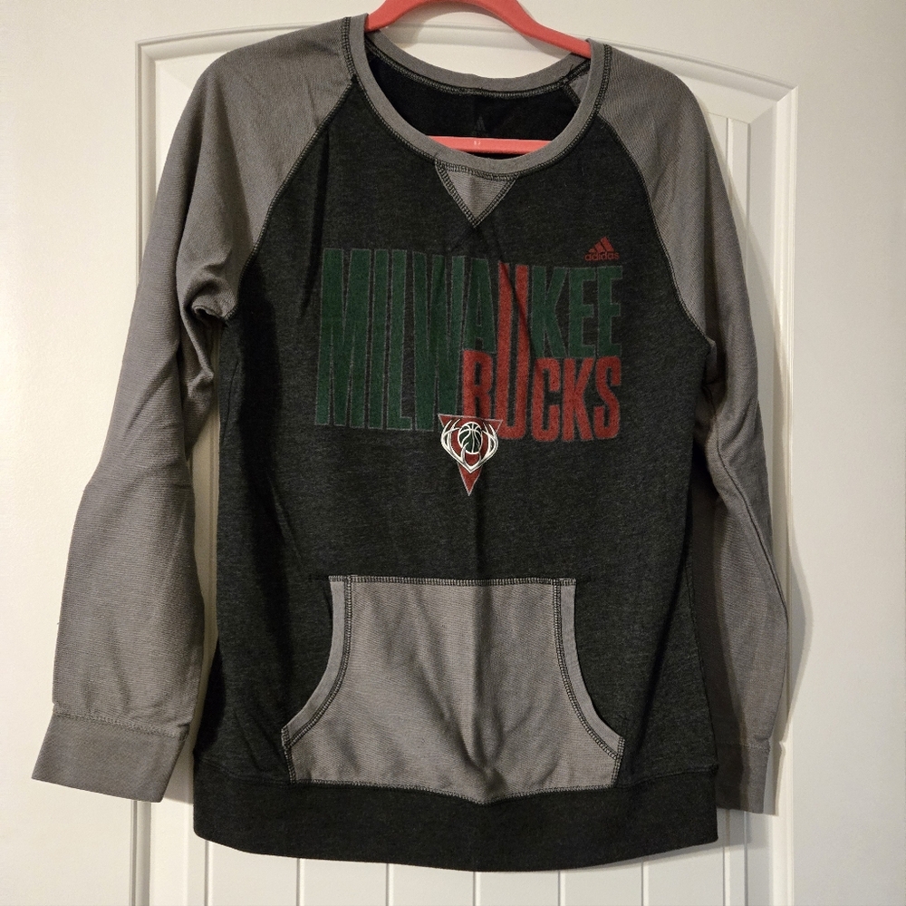 Milwaukee Bucks Gray Sweatshirt